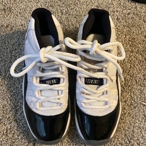 Youth Nike air Jordan 11 retro concord